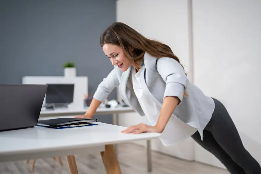 flexiones mesa SNACKS DE EJERCICIO