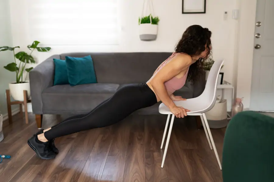 flexiones en silla